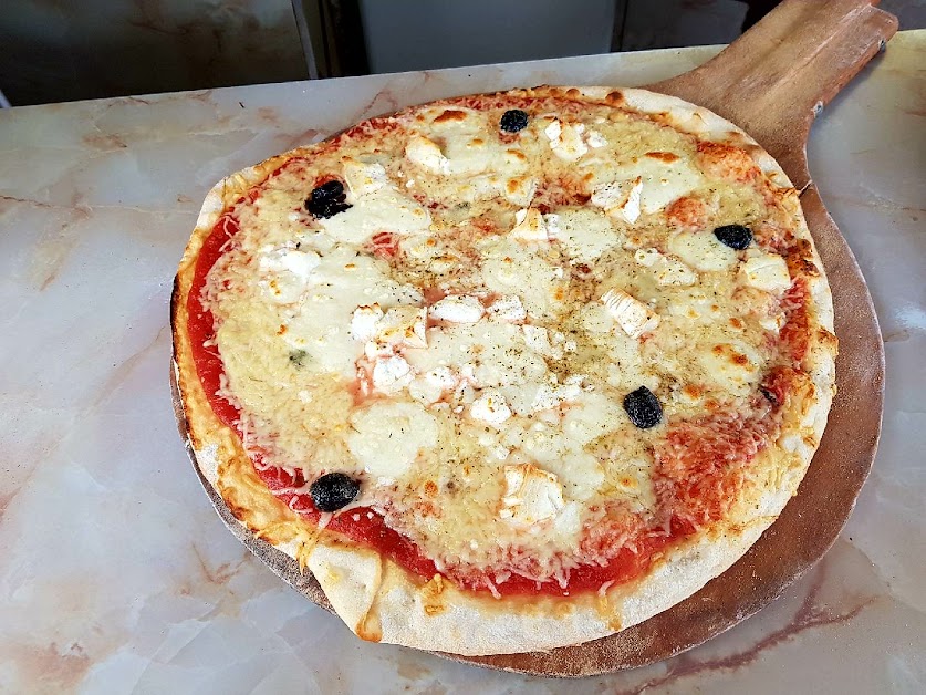 Pizz' Eyguièrenne 13430 Eyguières