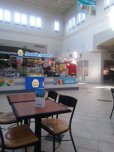 Shopping Mall «Kennedy Mall», reviews and photos, 555 John F Kennedy Rd, Dubuque, IA 52002, USA