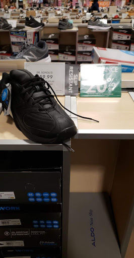 Shoe Store «DSW Designer Shoe Warehouse», reviews and photos, 4001 Factoria Square Mall SE, Bellevue, WA 98006, USA