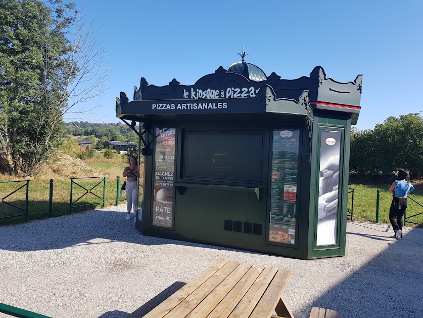 Le Kiosque à Pizzas à Jussac (Cantal 15)