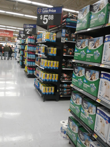 Supermarket «Walmart Neighborhood Market», reviews and photos, 2551 W Cermak Rd, Chicago, IL 60608, USA