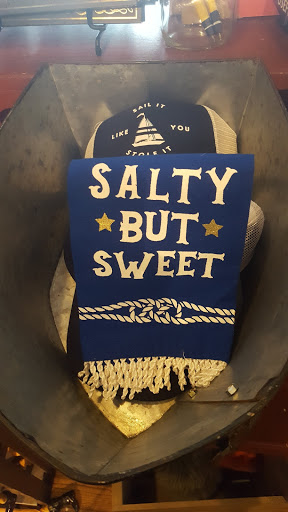 American Restaurant «Cracker Barrel Old Country Store», reviews and photos, 30 Research Dr, Milford, CT 06460, USA