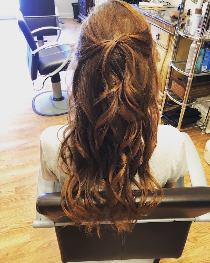 Square 1 Hair Design & Day Spa 34102