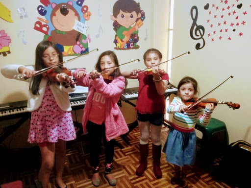 Clases violin Quito