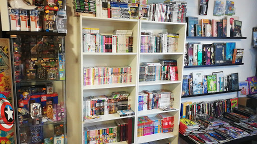 DEFANTASY Z - Tienda de juegos de mesa, coleccionismo y cómics