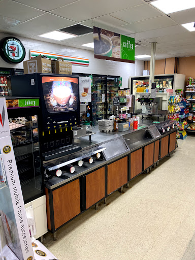 Convenience Store «7-Eleven», reviews and photos, 615 S Main St, Duncanville, TX 75116, USA