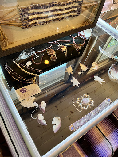 Tobacco Shop «Poospatuck Smoke Shop», reviews and photos, 207 Poospatuck Ln, Mastic, NY 11950, USA