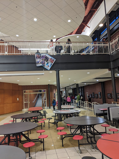 School «South Milwaukee High School», reviews and photos