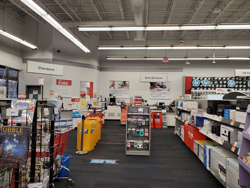 Office Supply Store «Staples», reviews and photos, 1104 W Broad St, Falls Church, VA 22046, USA