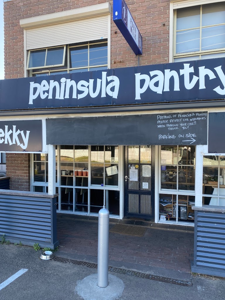 Peninsula Pantry 3941
