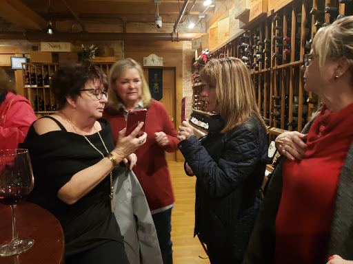 Wine Store «The Wine Exchange», reviews and photos, 1 Illinois St # 120, St Charles, IL 60174, USA