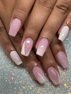 Divine Nails - Manucure Onglerie Cugnaux à Cugnaux