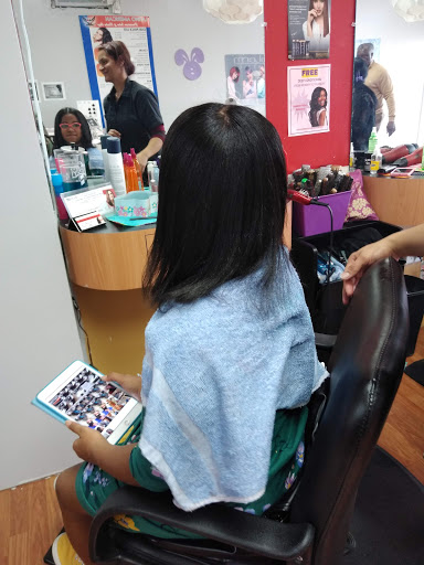 Hair Salon «Latin American Beauty Salon», reviews and photos, 110 Reisterstown Rd, Pikesville, MD 21208, USA