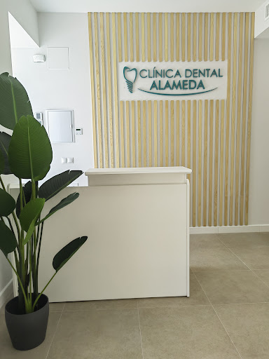 Clínica Dental Alameda en Alameda, Málaga