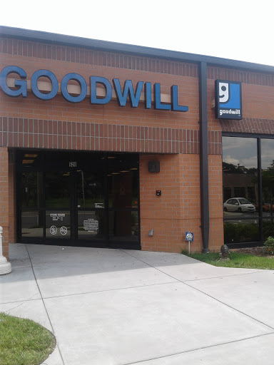 Thrift Store «Goodwill Retail Store», reviews and photos, 514 Waughtown St, Winston-Salem, NC 27127, USA