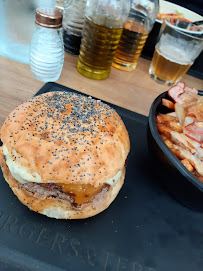 Plats et boissons du Restaurant de hamburgers Burgers & Terroir Saint Jean - n°14