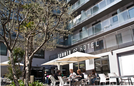 Hotel Summer Carrer del Montnegre, 15, 08370 Calella, Barcelona, España