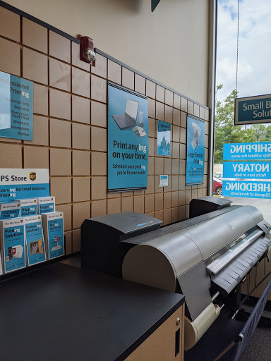 Shipping and Mailing Service «The UPS Store», reviews and photos, 3570 NJ-27, Kendall Park, NJ 08824, USA
