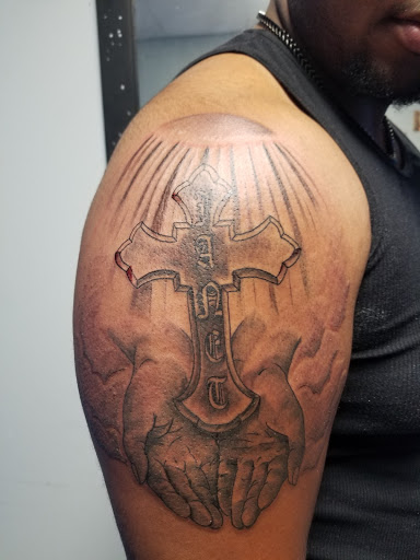 Tattoo Shop «Infamous Tattoos», reviews and photos, 5330 Old National Hwy, College Park, GA 30349, USA