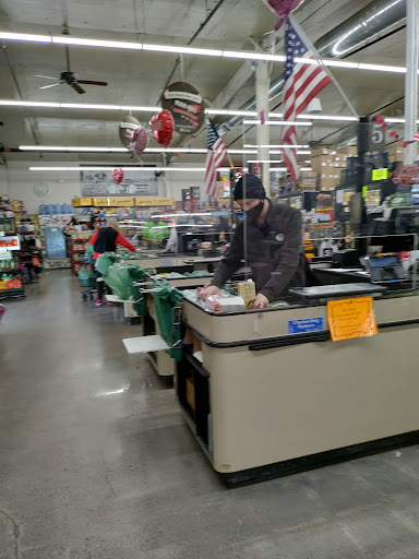 Grocery Store «Mar-Val Food Stores Inc», reviews and photos, 19000 Main St, Groveland, CA 95321, USA