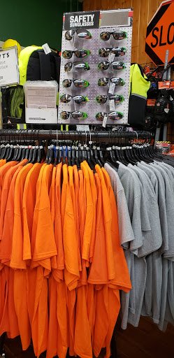 Work Clothes Store «Whistle Workwear», reviews and photos, 15240 Aurora Ave N, Shoreline, WA 98133, USA