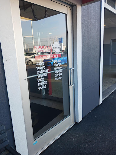 Nissan Dealer «Nissan of Garden City», reviews and photos