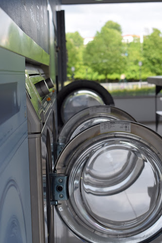 Comentários e avaliações sobre o Lavandarias Blu, lavandaria self-service em Braga, limpeza de tapetes