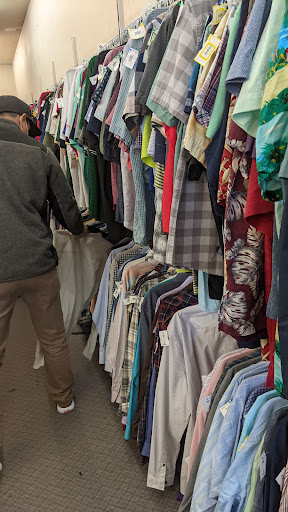 Thrift Store «Goodwill», reviews and photos