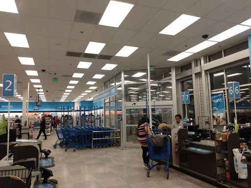 Clothing Store «Ross Dress for Less», reviews and photos, 11310 W Florissant Ave, Florissant, MO 63033, USA