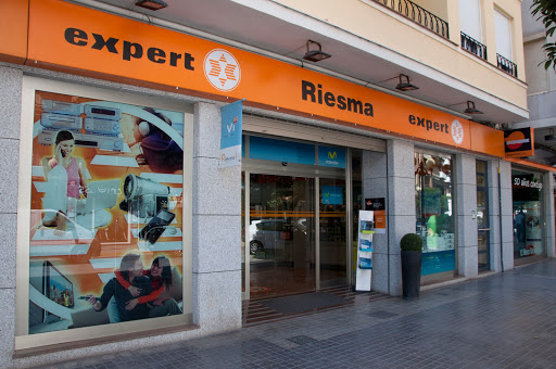 Riesma - C. de la Corredera, 13, 03400 Villena, Alicante, España