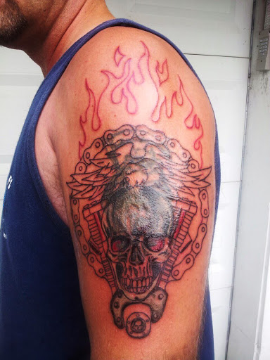 Tattoo Shop «Daylight Moon Tattoo», reviews and photos, 15215 Northrup Cuevas Rd, Gulfport, MS 39503, USA