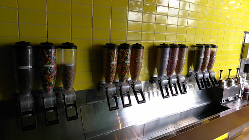 Ice Cream Shop «Cookie Dough Creamery», reviews and photos, 7227 N High St, Worthington, OH 43085, USA