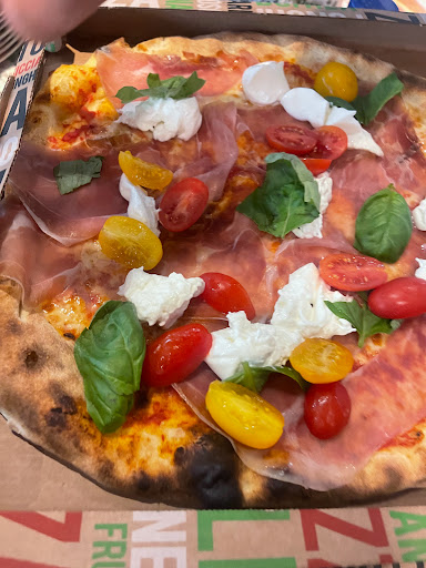 Pizzeria Crispy in Mezzolombardo, Provincia Autonoma di Trento