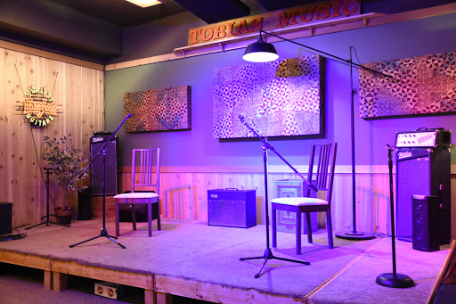 Guitar Store «Tobias Music», reviews and photos, 5013 Fairview Ave # 2, Downers Grove, IL 60515, USA