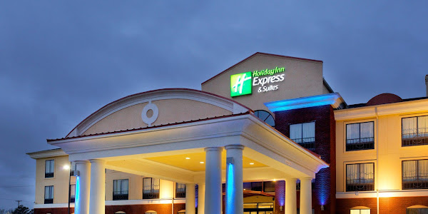 Holiday Inn Express & Suites Andalusia, an IHG Hotel