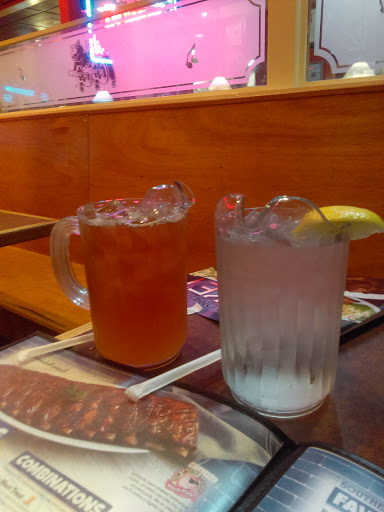 Barbecue Restaurant «Red Hot & Blue - Leesburg, VA», reviews and photos, 541 E Market St, Leesburg, VA 20176, USA