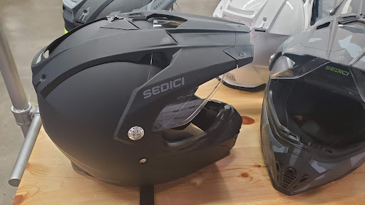 Motorcycle Parts Store «Cycle Gear», reviews and photos, 8930 SE Stark St, Portland, OR 97216, USA