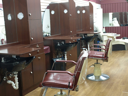 Hair Salon «Avenue Hair Styling & Day Spa», reviews and photos, 630 S Kansas Ave, Topeka, KS 66603, USA