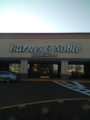 Book Store «Barnes & Noble», reviews and photos, 470 Universal Dr N, North Haven, CT 06473, USA