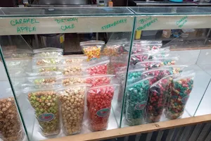 Tubby's Caramel Corn & More image