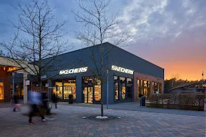 SKECHERS Factory Outlet image