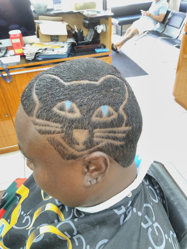 Barber Shop «CANEVARO BARBERSHOP», reviews and photos, 32 5th Ave, Bay Shore, NY 11706, USA