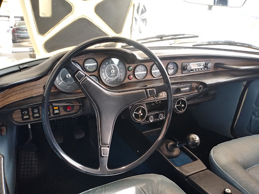 Volvo Cars Marin image