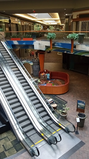 Shopping Mall «Valley West Mall», reviews and photos, 1551 Valley W Dr, West Des Moines, IA 50266, USA