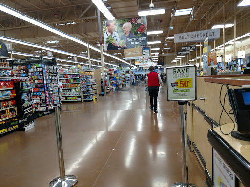 Grocery Store «Kroger Marketplace», reviews and photos, 635 Chestnut Dr, Walton, KY 41094, USA
