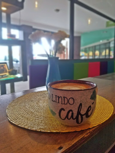 Cielo Lindo Café