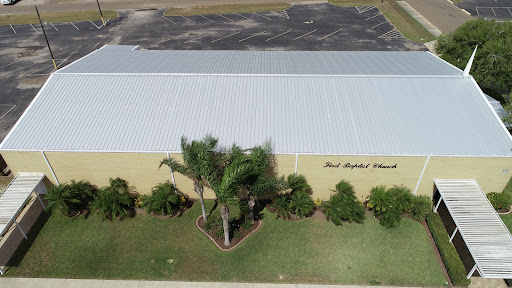 Roofing Contractor «McAllen Valley Roofing Co.», reviews and photos, 107 Calle Del Norte Dr #5c, Laredo, TX 78041, USA