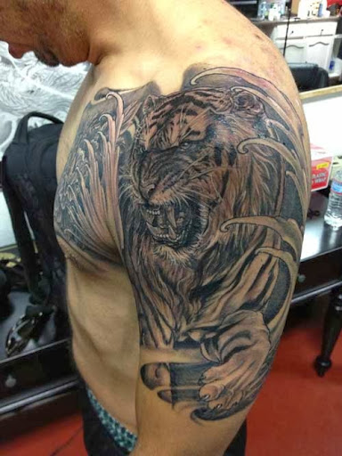 Tattoo Shop «Tattoo Technique Studio Inc», reviews and photos, 29 Franklin St, Clarksville, TN 37040, USA