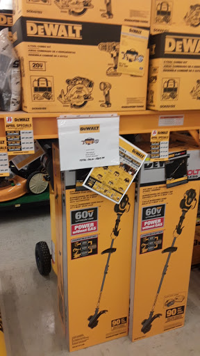 General Store «Big R Farm & Ranch Supply», reviews and photos, 1020 Bonforte Blvd, Pueblo, CO 81001, USA