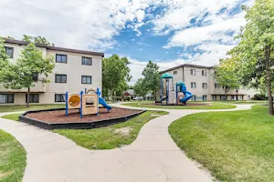 Louisiana Court Apartments image